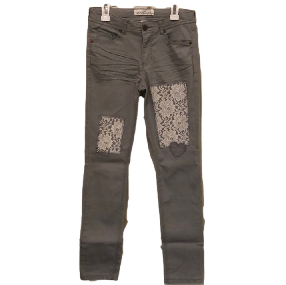 𝅺Girls jeans....new without tags